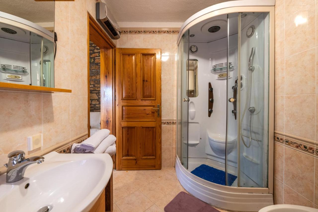 Apartment Larca Kanfanar Esterno foto